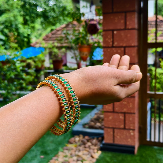 Emerald Stone Bangle